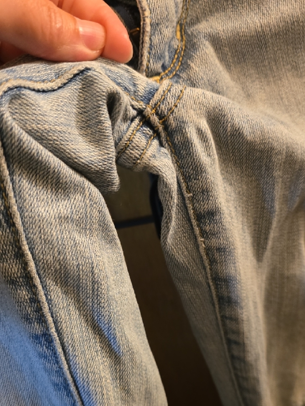 Vintage Y2K Bullhead Light Blue Ripped Flare Jeans - Picture 10 of 15